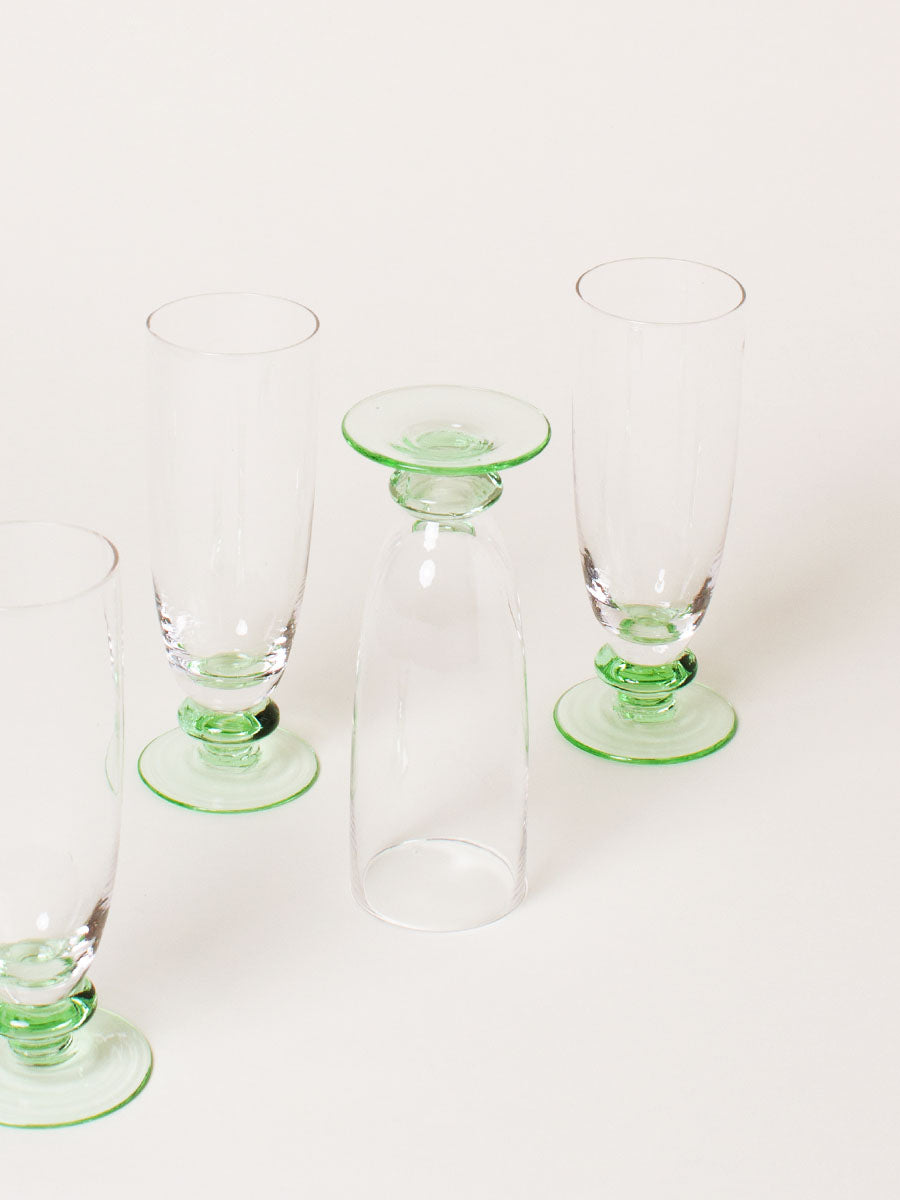 Set of 4 green flutes