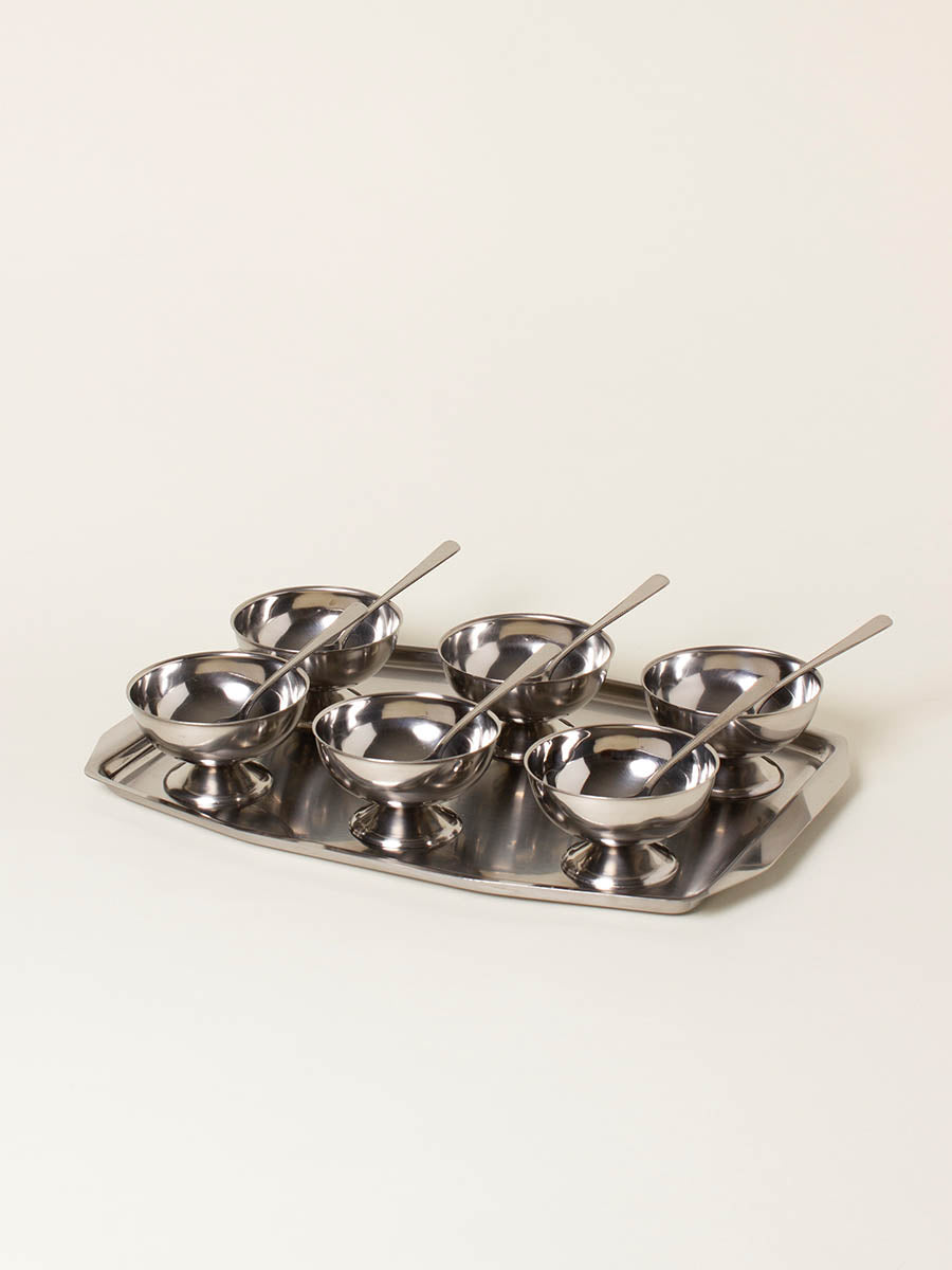 Silver tray with 6 coupes and 6 spoons
