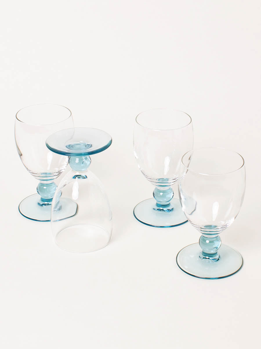 Set of 4 small wine glasses
