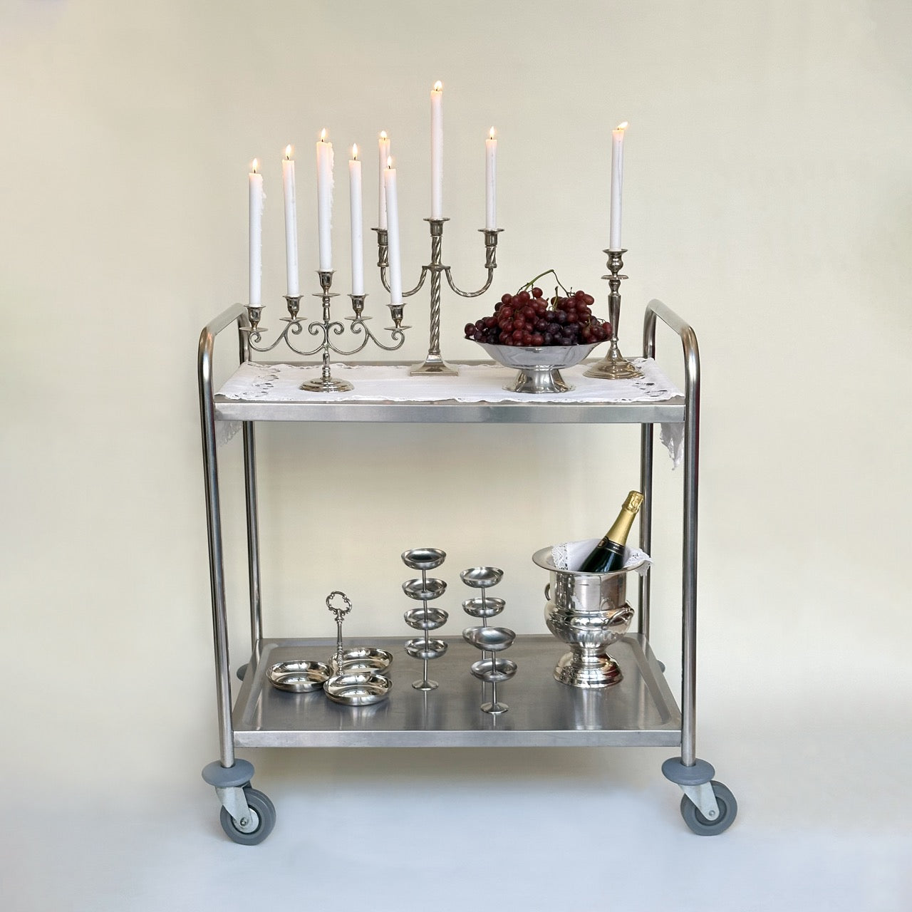 Rent vintage tableware