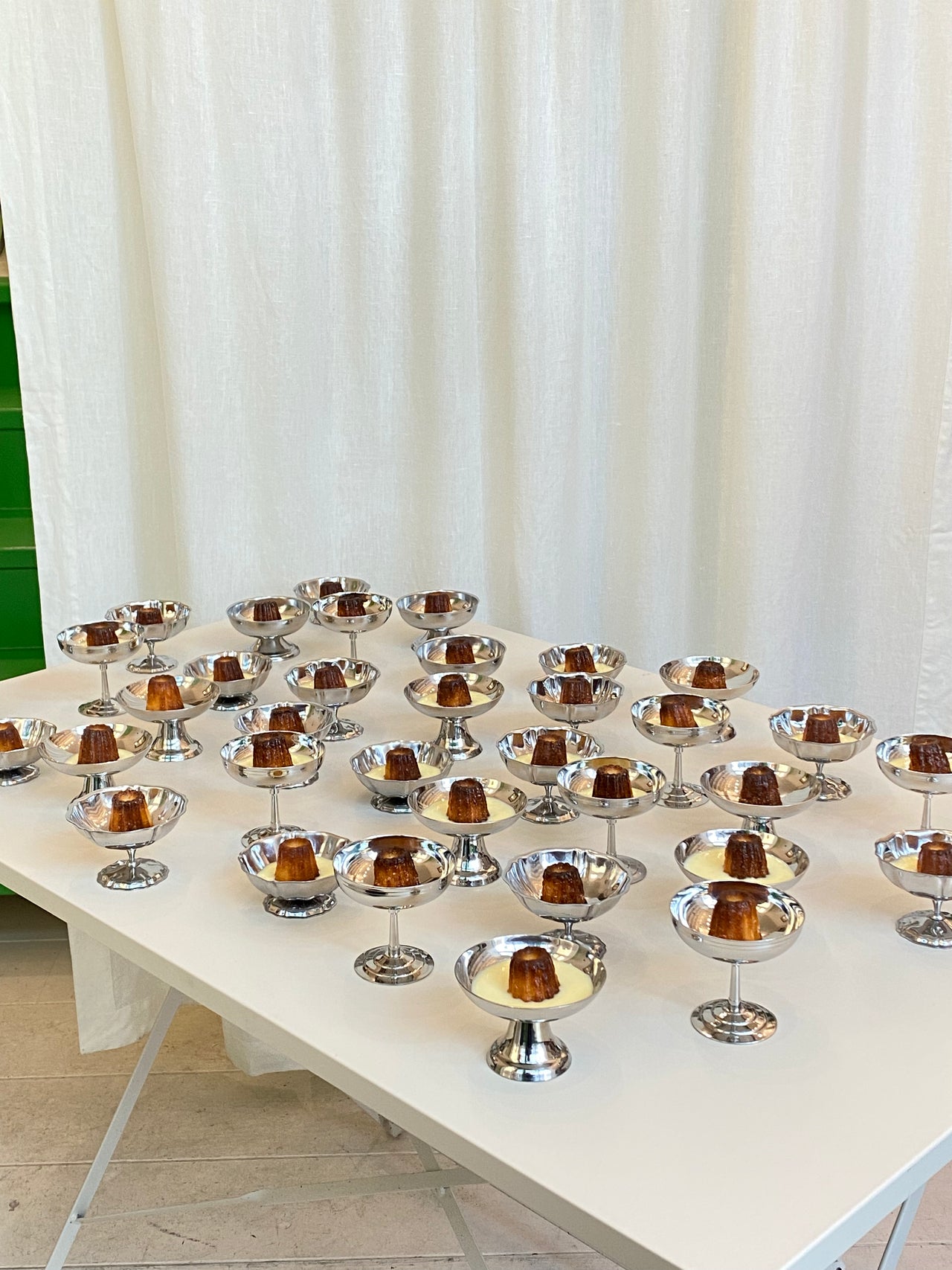 Set of 6 silver coupes