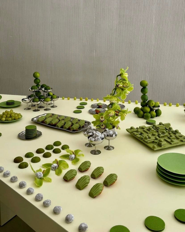 Rent exclusive vintage tableware and glassware