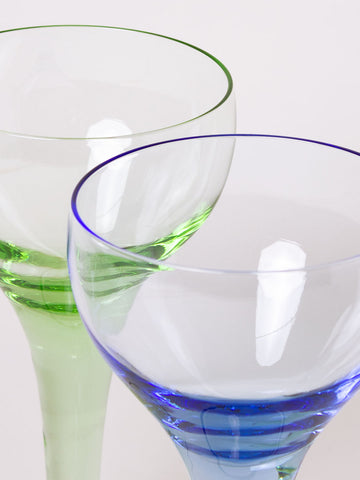 Set of 2 mixed cocktail coupes
