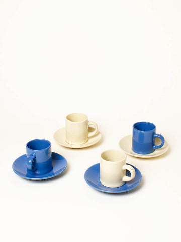 Set of 4 blue and beige espresso cups and saucers