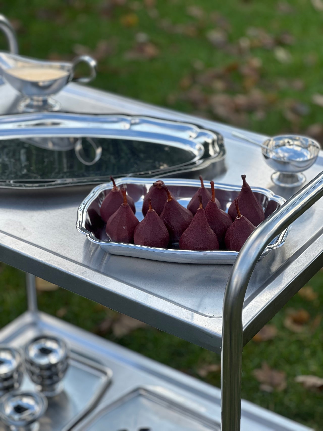 Silver rectangular bowl