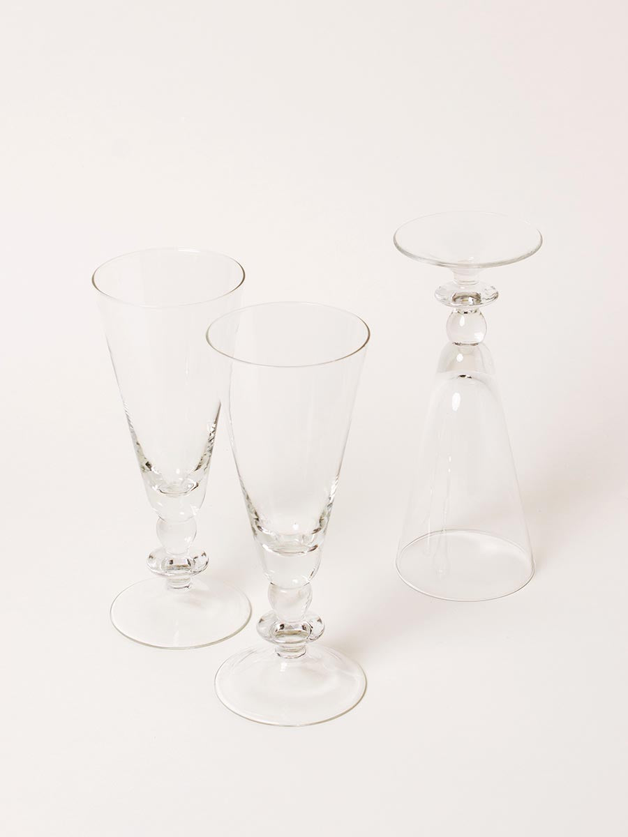 Set of 6 clear flared flutes