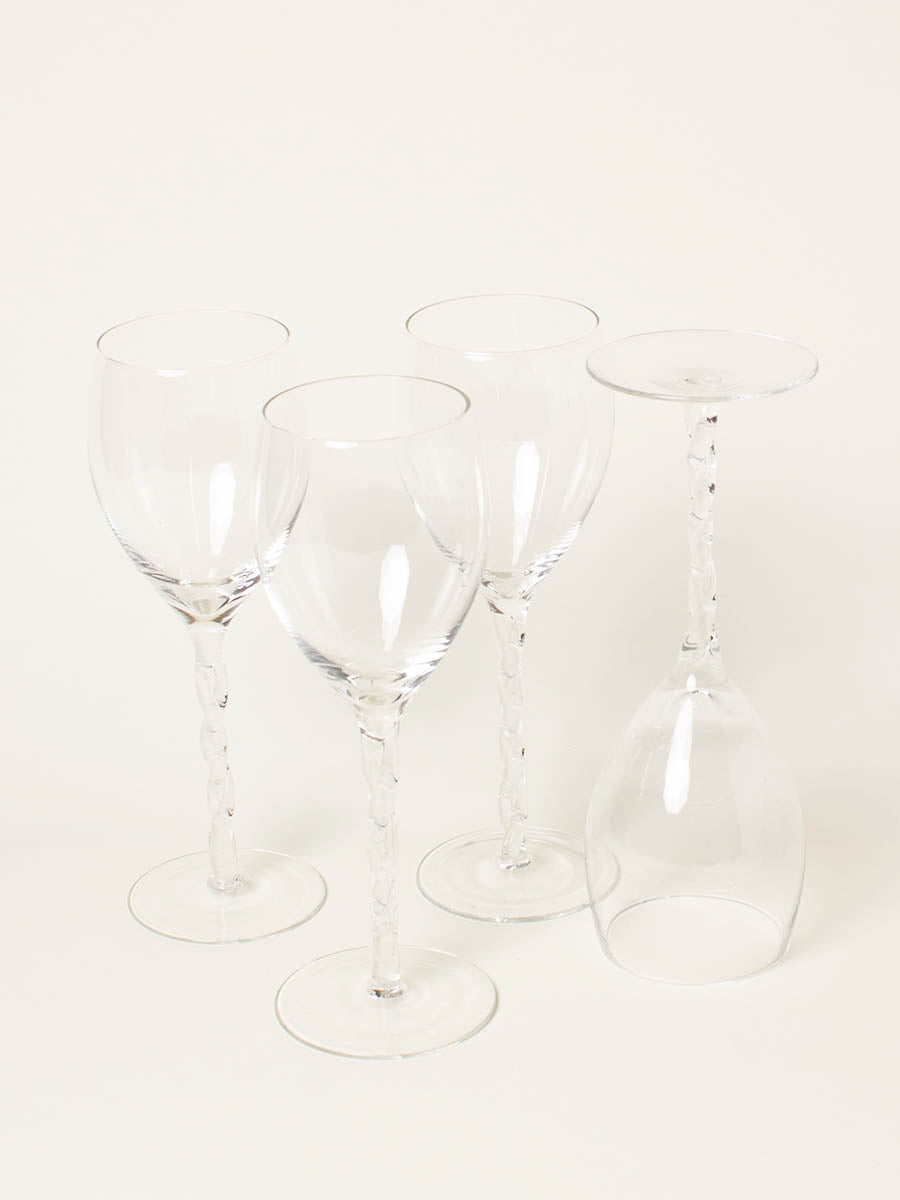 Set of 4 twisted wine glasses
