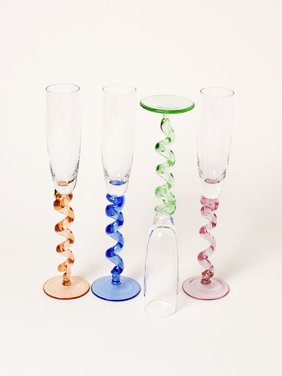 Set of 4 curly flutes