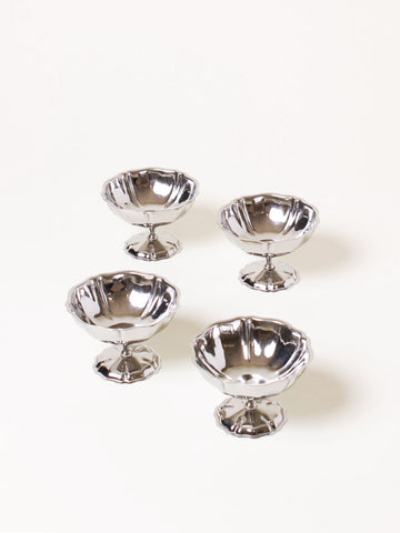 Set of 4 low coupes