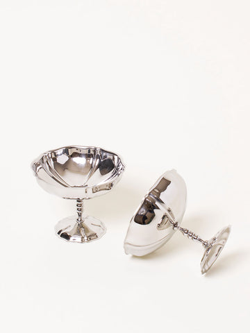 Set of 2 silver coupes