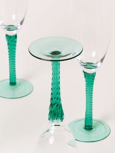 Set of 4 braided green flutes