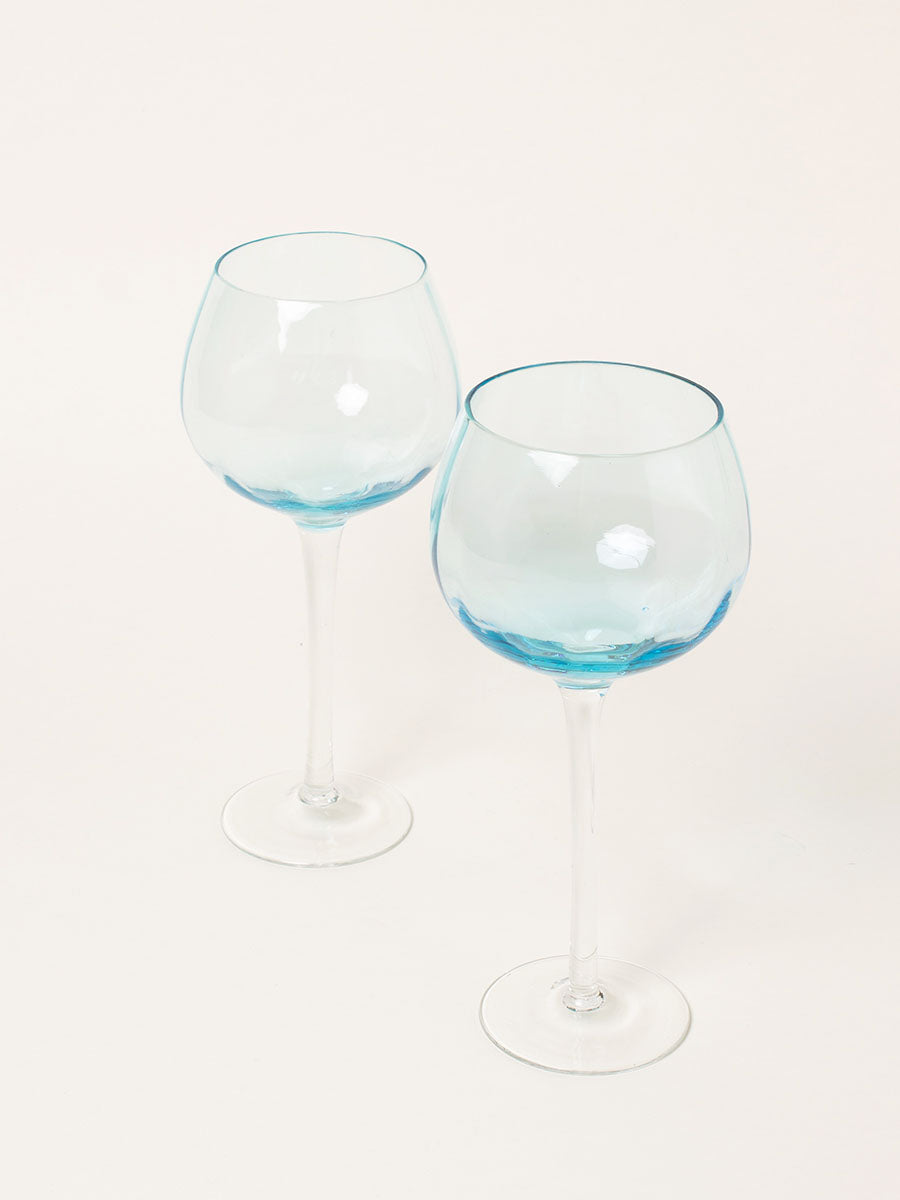 Set of 2 aqua blue wine glasses