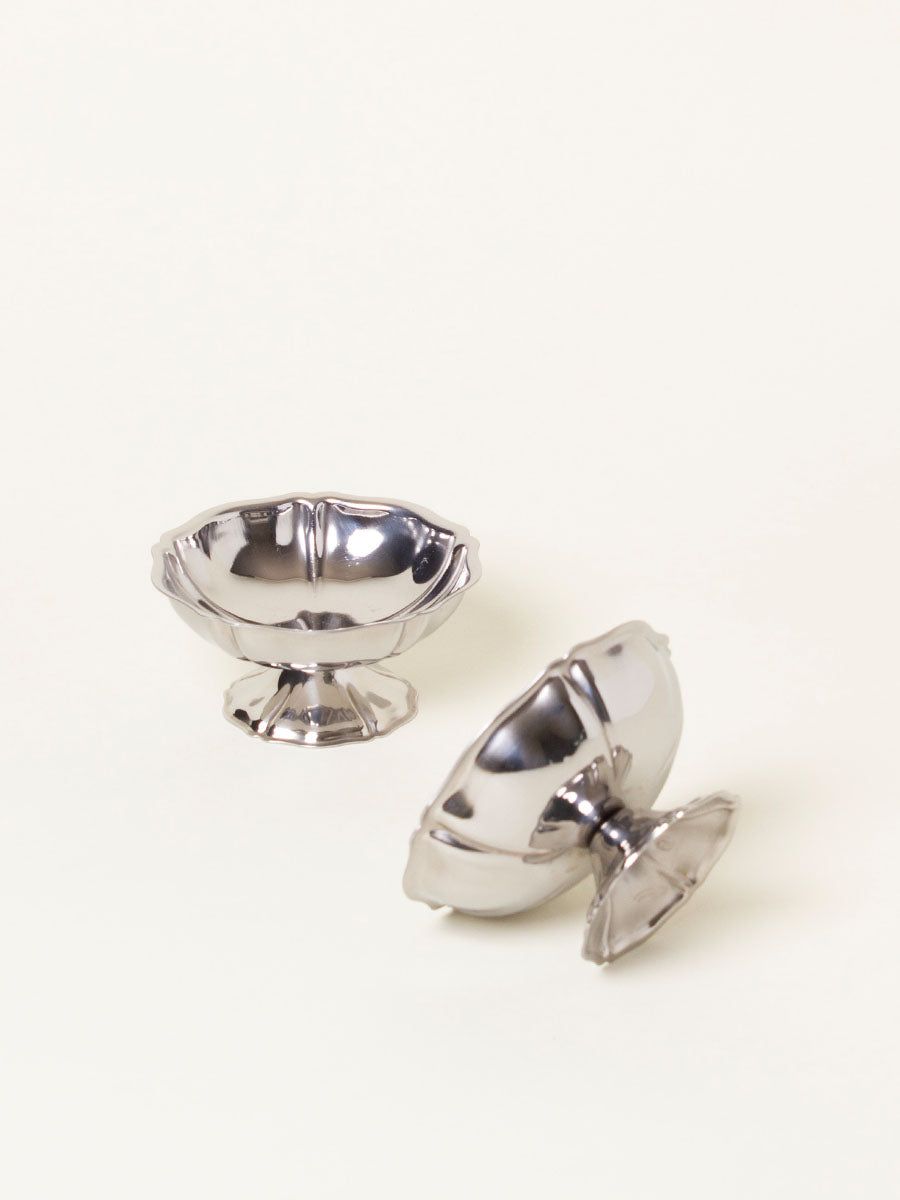 Set of 2 silver coupes