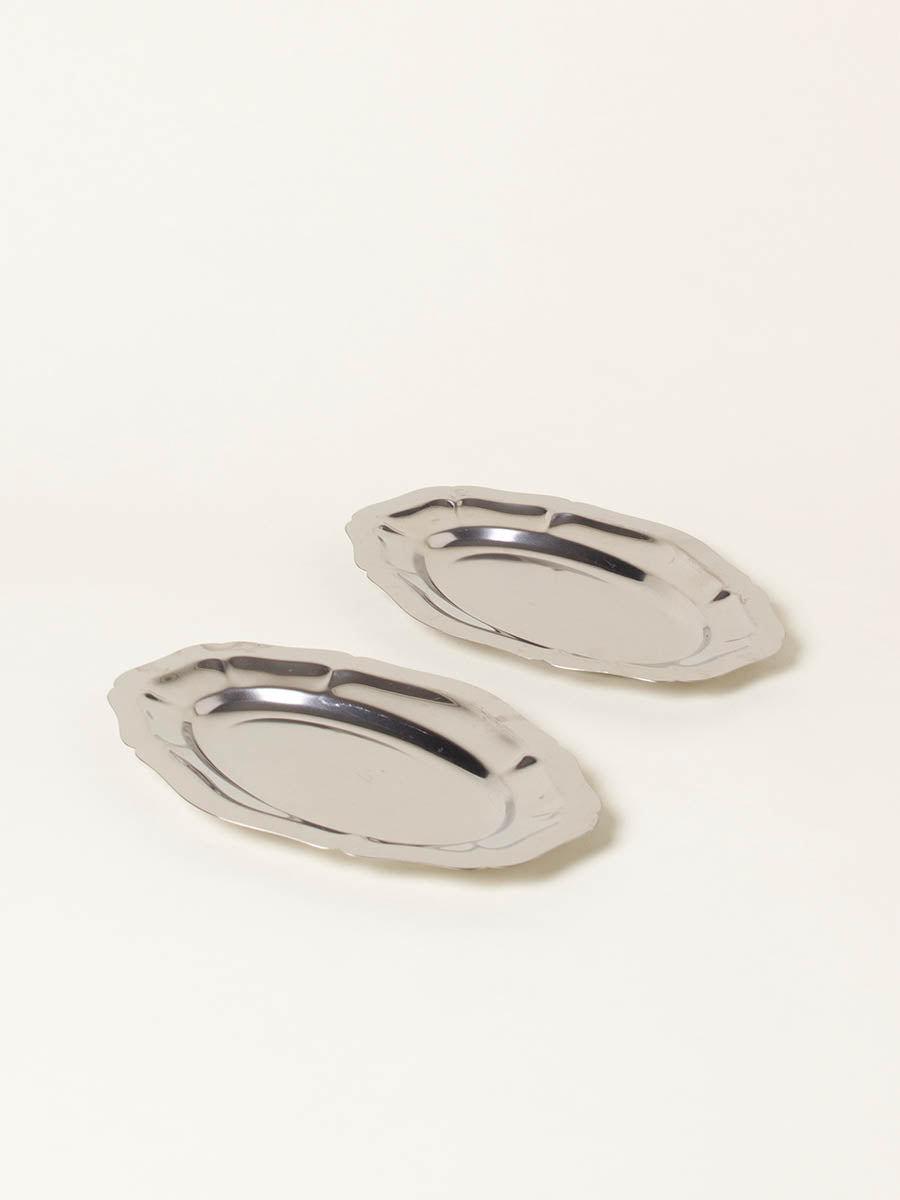 Set of 2 silver oval plates