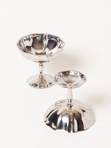 Set of 4 elegant silver coupes