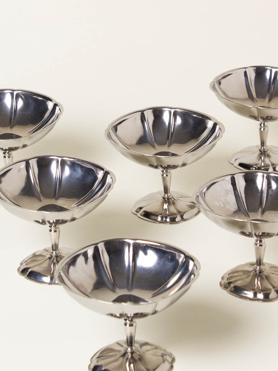 Set of 6 elegant squared coupes