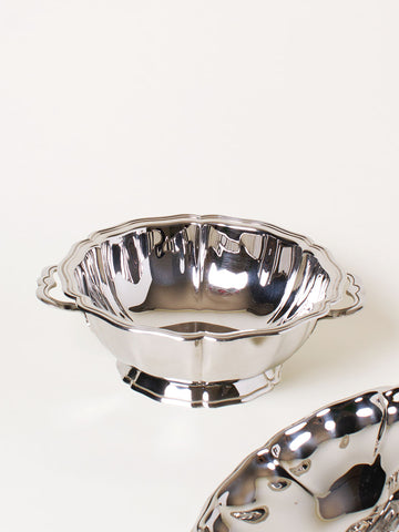 Silver pedestal bowl with lid