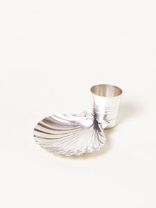 Silver shell shaped ashtray