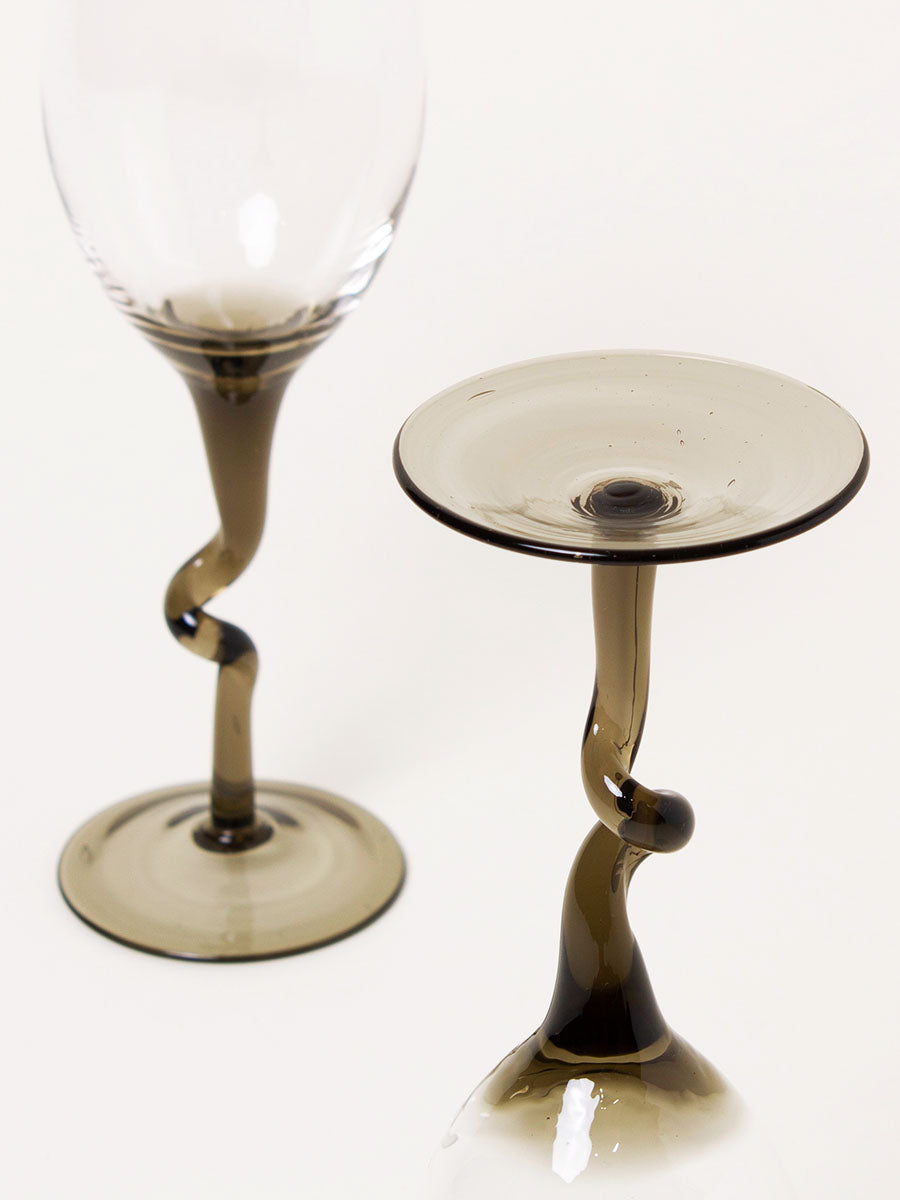 Set of 2 swirly stem wine glasses