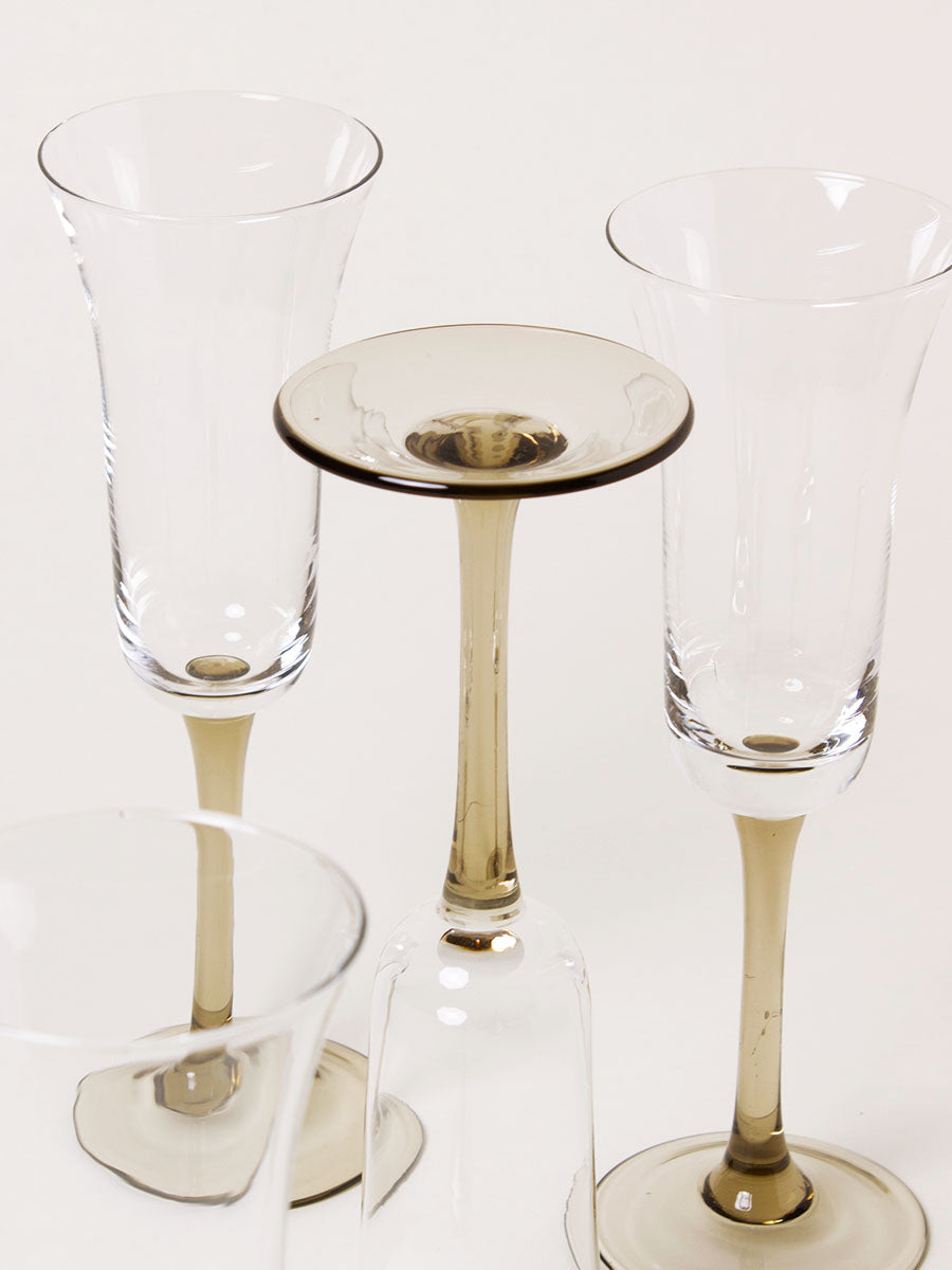 Set of 4 smoked stem flutes