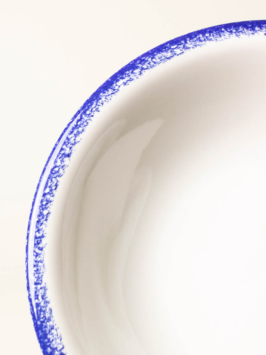Set of 6 deep white and blue plates