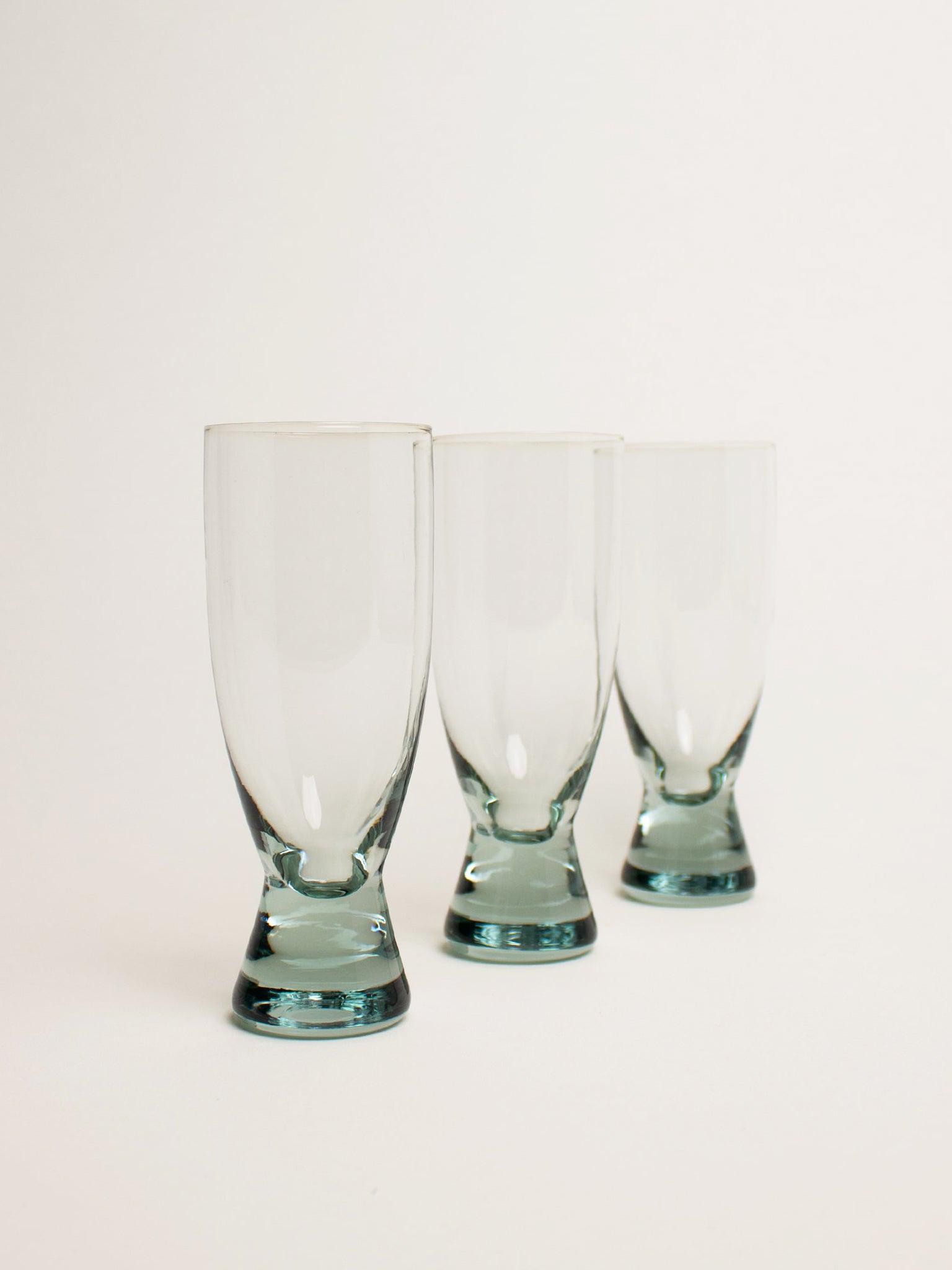 Set of 4 soft blue glasses