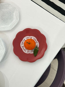 Set of 4 red flower lunch plates